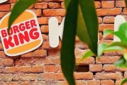 六爻教程2025年汉堡王中国的门店总数将下降，新店将开在一、二线城市
